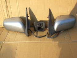 �j�b�T���@�L���[�u�@�h�A�~���[���E